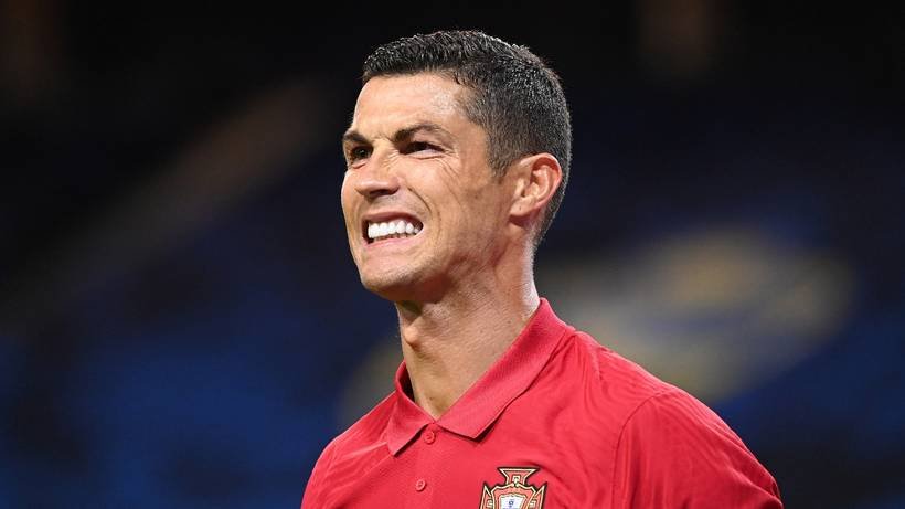 découvrez les moments marquants des adieux de ronaldo, une légende du football, et revivez son parcours exceptionnel à travers les meilleures étapes de sa carrière. un hommage émouvant à un joueur iconique qui a laissé une empreinte indélébile dans le monde du sport.