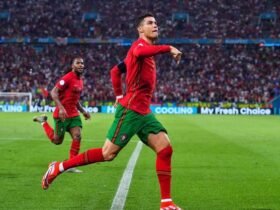 découvrez le nombre de buts marqués par cristiano ronaldo lors des compétitions de l'euro. plongez dans les performances exceptionnelles de l'un des meilleurs footballeurs de l'histoire et revivez ses moments clés sur le terrain.