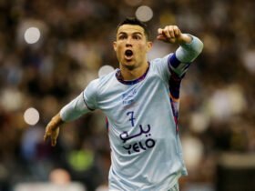 découvrez les incroyables gains de cristiano ronaldo par seconde. analysez la fortune colossale de ce footballeur légendaire et comment ses revenus continuent d’augmenter grâce à ses contrats, ses partenariats et son influence sur les réseaux sociaux.