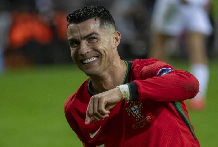 découvrez les révélations exclusives d’edwin van der sar sur cristiano ronaldo : anecdotes inédites et coulisses de leur collaboration à manchester united.